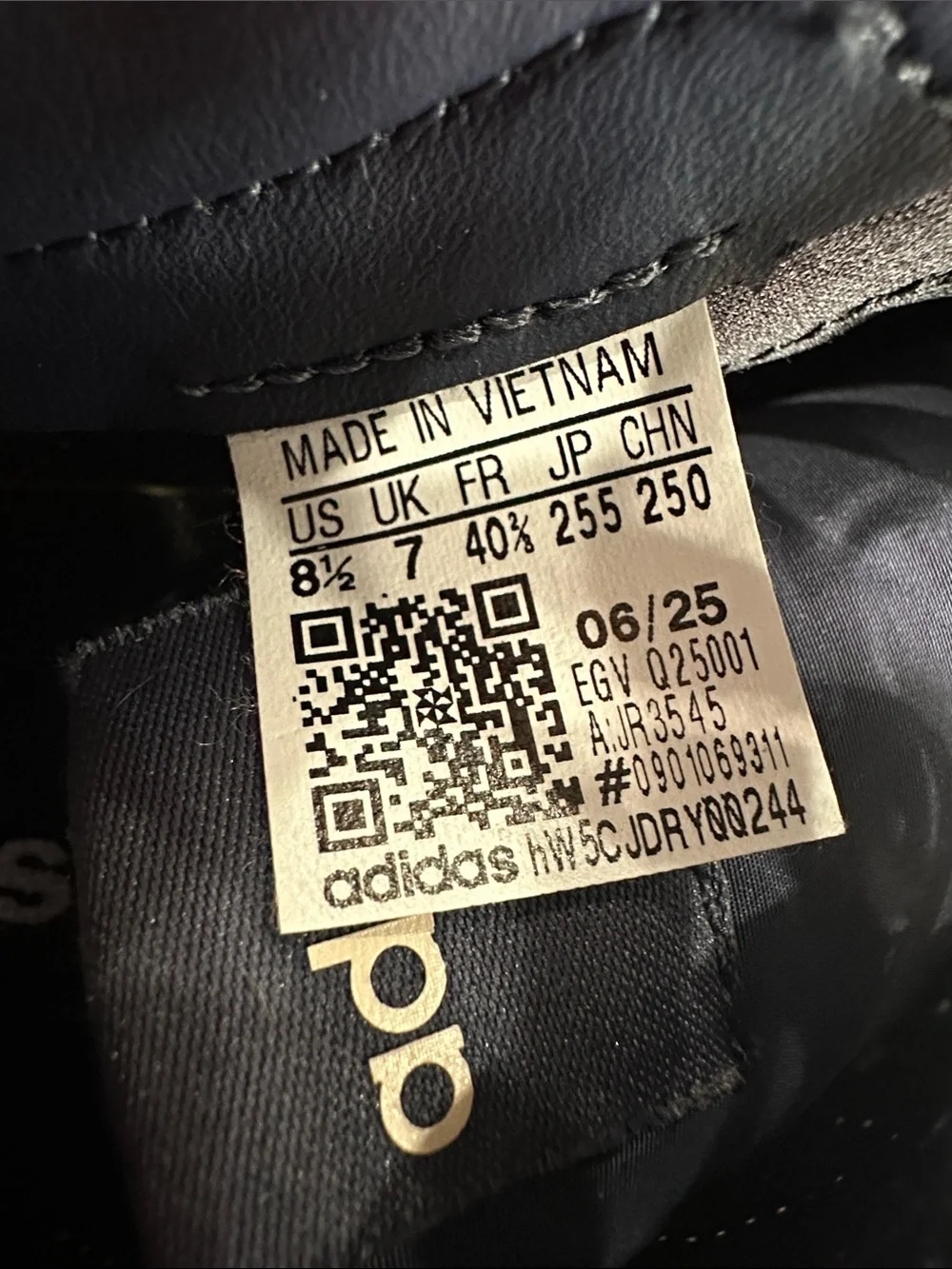 Adidas Barreda Decode Sneaker in Shadow Navy Quartz Green New!